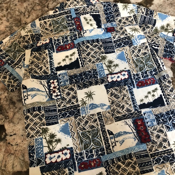 Claiborne Boys Hawaiian Print Button Down Sz 4/5 - Picture 5 of 5